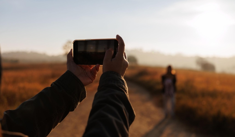 Telefon Kamerasıyla Profesyonel Fotoğraf Nasıl Çekilir?